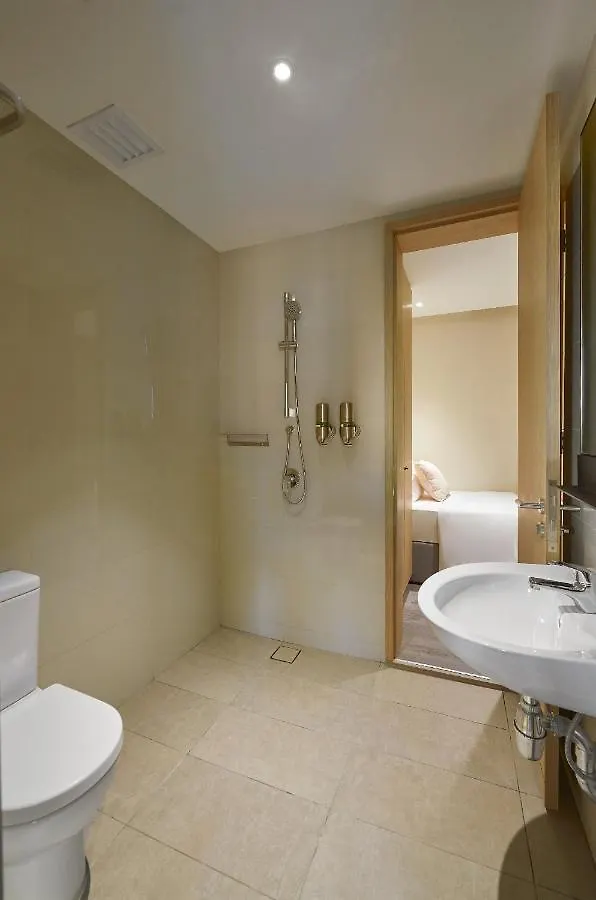 Hotel Komune Living & Wellness Kuala Lumpur 4*,